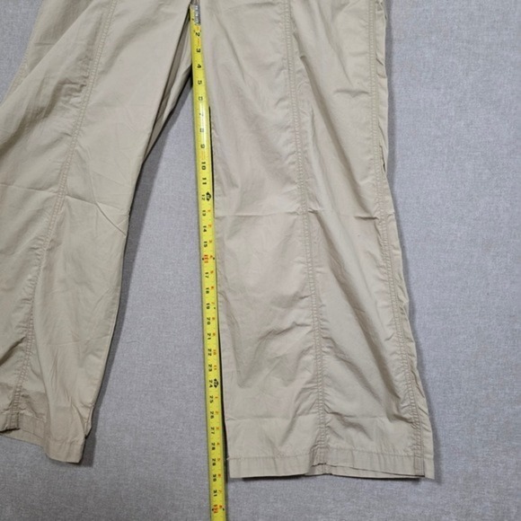 NWT Levi's Women's Baggy Parachute Pants White Pepper Tan XL - Picture 14 of 15